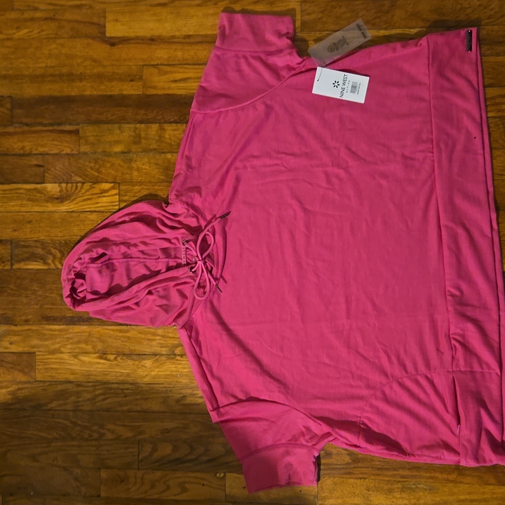 Nine West Hooded Athletic Shirt in Plus Size 2XL